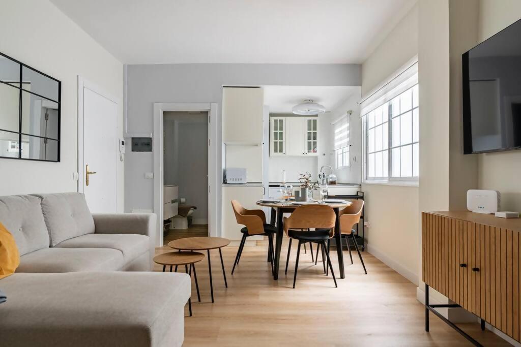 Vibe ,Wifi ,Espacio Trabajo,Playa ,Ocio Las Palmas de Gran Canaria Ngoại thất bức ảnh
